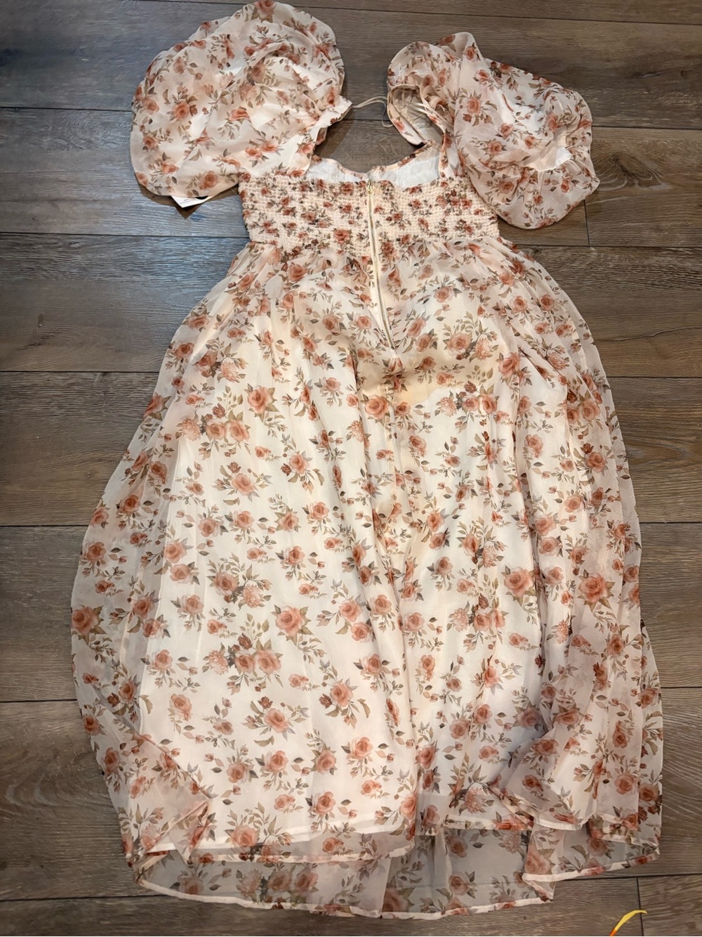 Worth Floral Smocked Midi Dress - Cream & Peach Floral - Picture 4 of 14